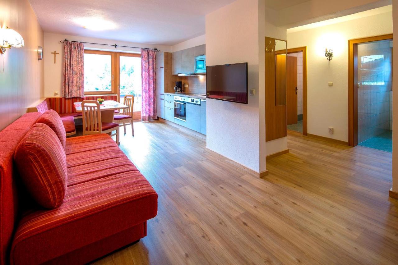 Ferienwohnung Saalbach Fieberbrunn Exterior photo